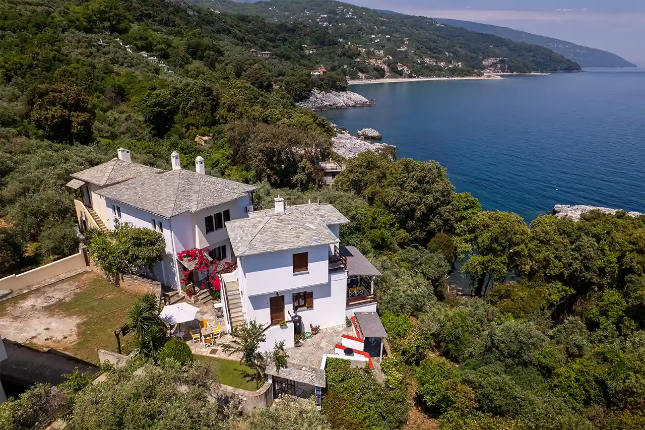 Maistros Studios ενοικιαζόμενα διαμερίσματα. Maistros Studios ενοικιαζόμενα διαμερίσματα.